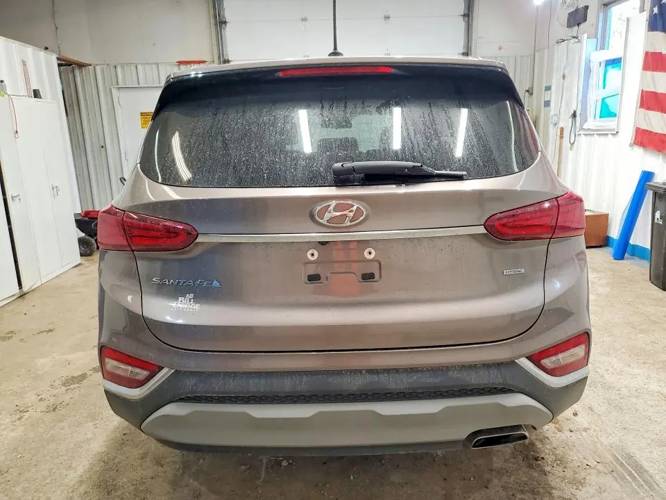 2020 HYUNDAI SANTA FE SE  