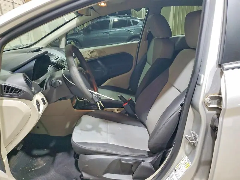 2013 FORD FIESTA S  