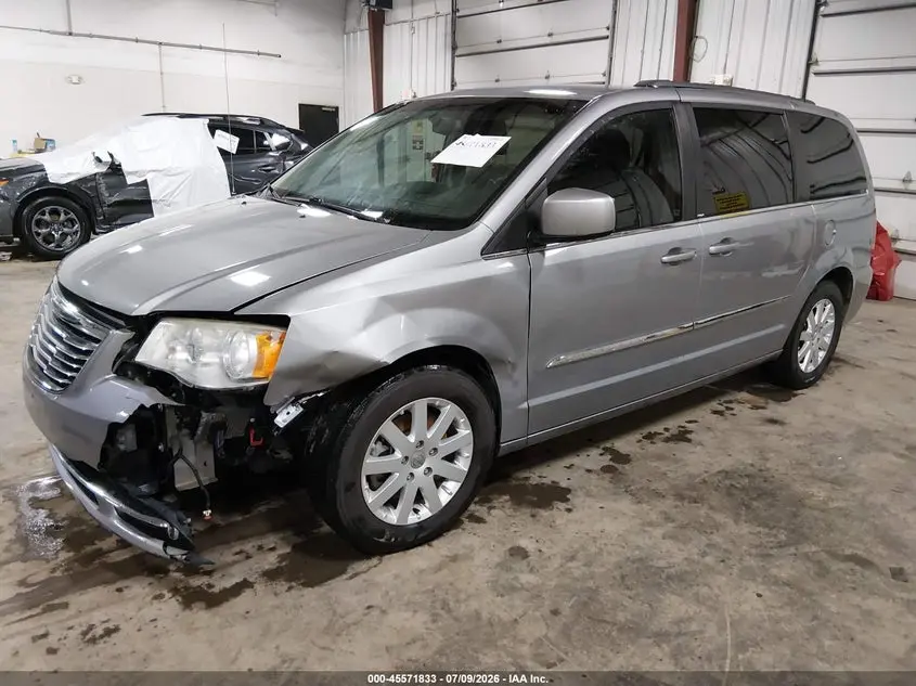 2013 CHRYSLER TOWN & COUNTRY TOURING