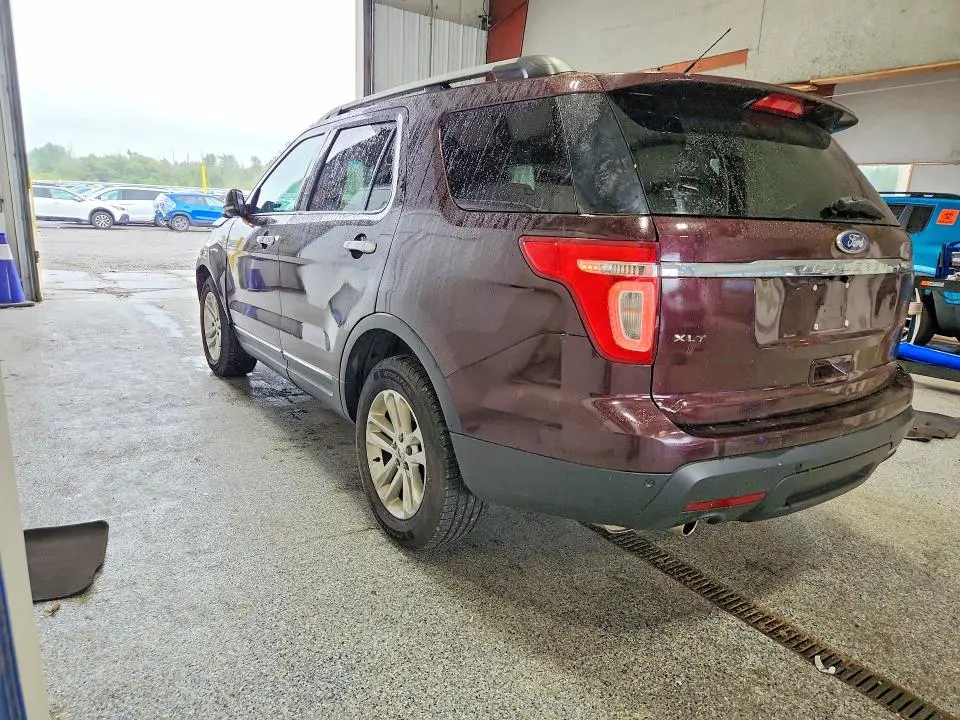 2011 FORD EXPLORER XLT  