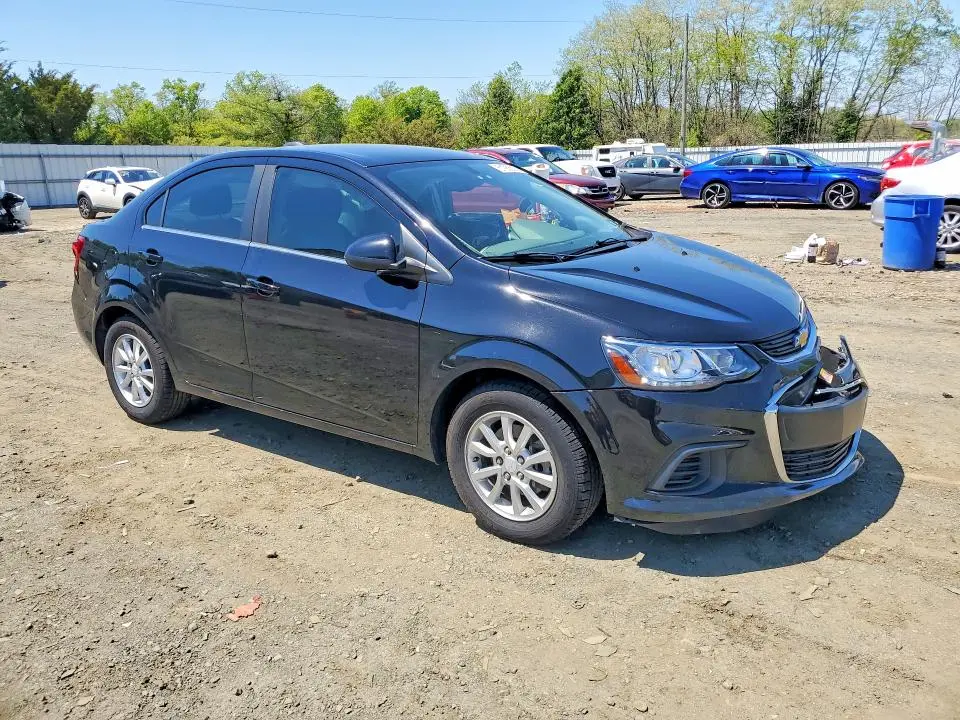 2018 CHEVROLET SONIC LT  