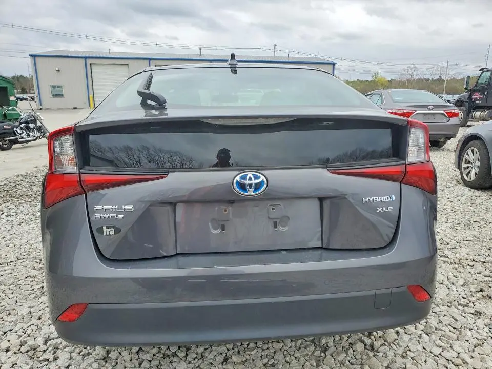 2022 TOYOTA PRIUS XLE AWD-E  
