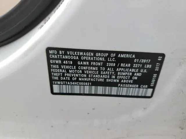 2017 VOLKSWAGEN PASSAT SE  