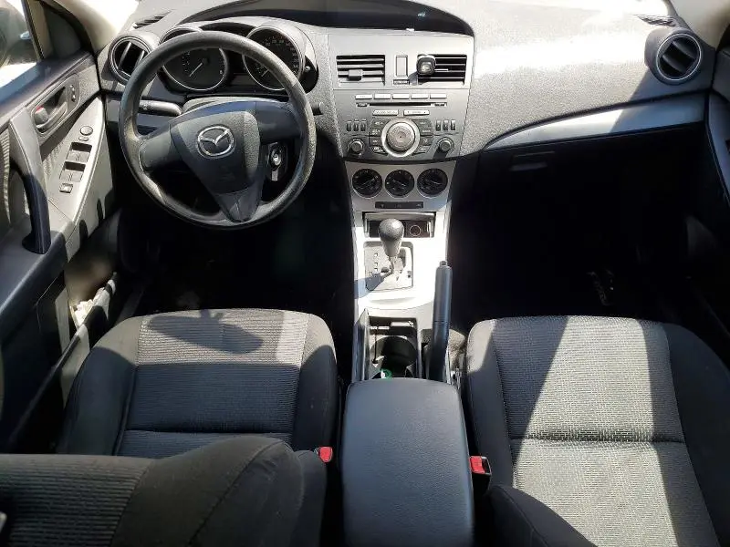 2010 MAZDA 3 I  