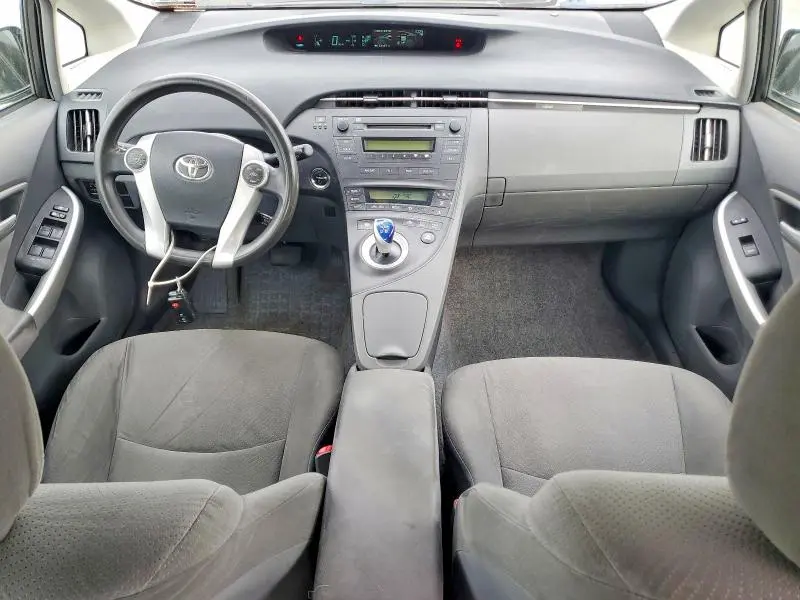 2010 TOYOTA PRIUS II  