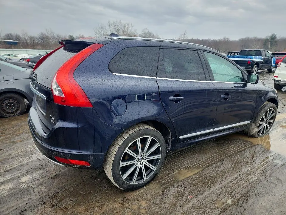2017 VOLVO XC60 T6 INSCRIPTION  