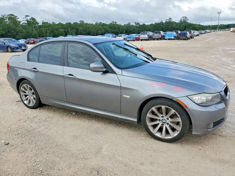 2011 BMW 328 XI  