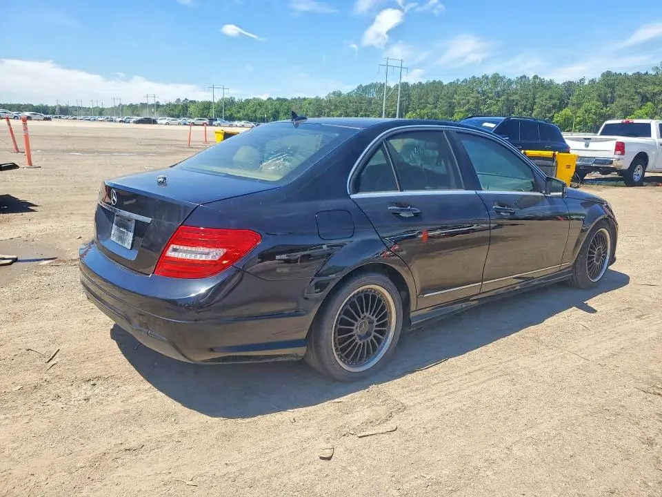 2013 MERCEDES-BENZ C 250  