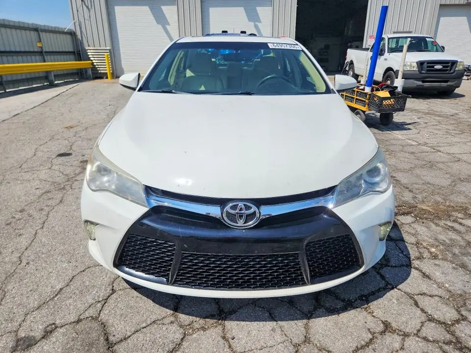 2017 TOYOTA CAMRY XLE  