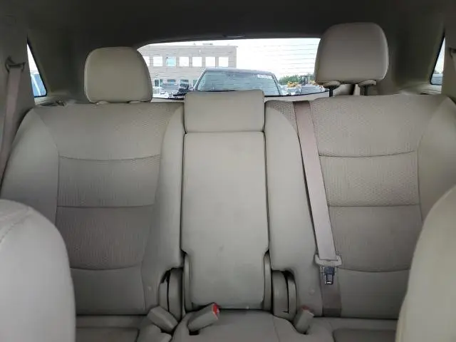 2011 KIA SORENTO BASE  