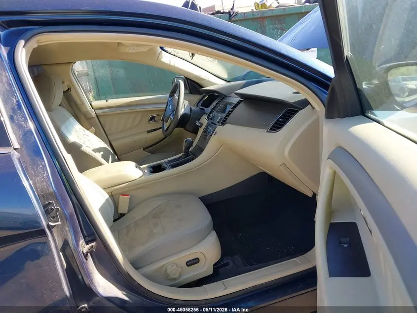 2017 FORD TAURUS SE