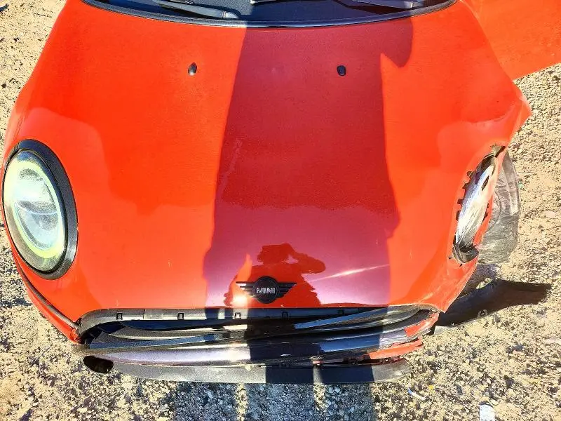 2019 MINI COOPER   