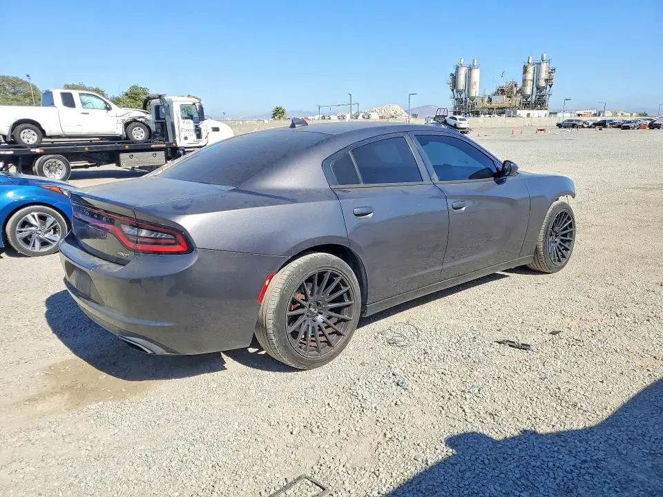 2016 DODGE CHARGER SXT  