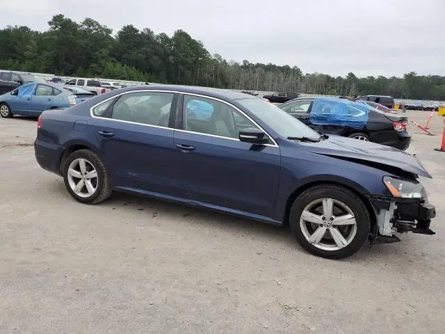 2013 VOLKSWAGEN PASSAT SE  