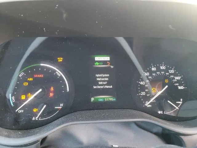 2022 TOYOTA SIENNA LE  