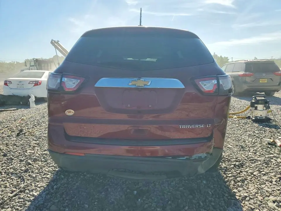 2016 CHEVROLET TRAVERSE LT  