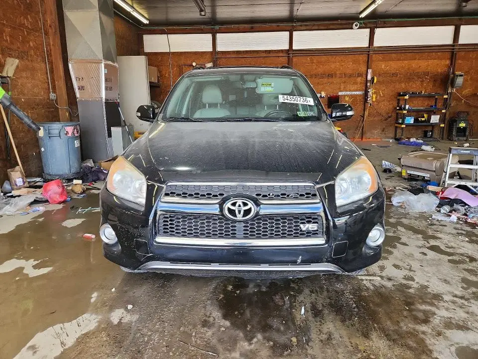 2011 TOYOTA RAV4 LIMITED  