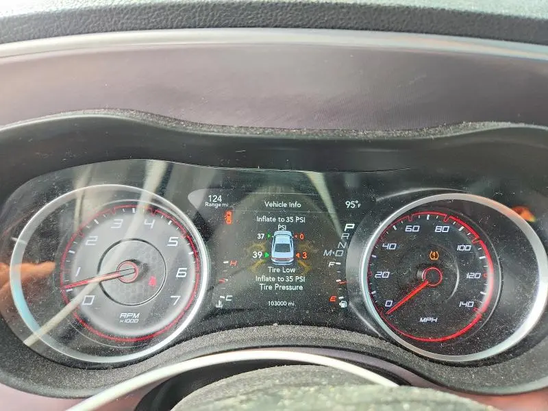2019 DODGE CHARGER SXT  
