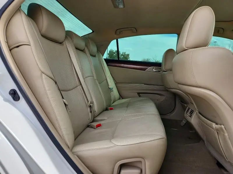 2012 TOYOTA AVALON LIMITED  