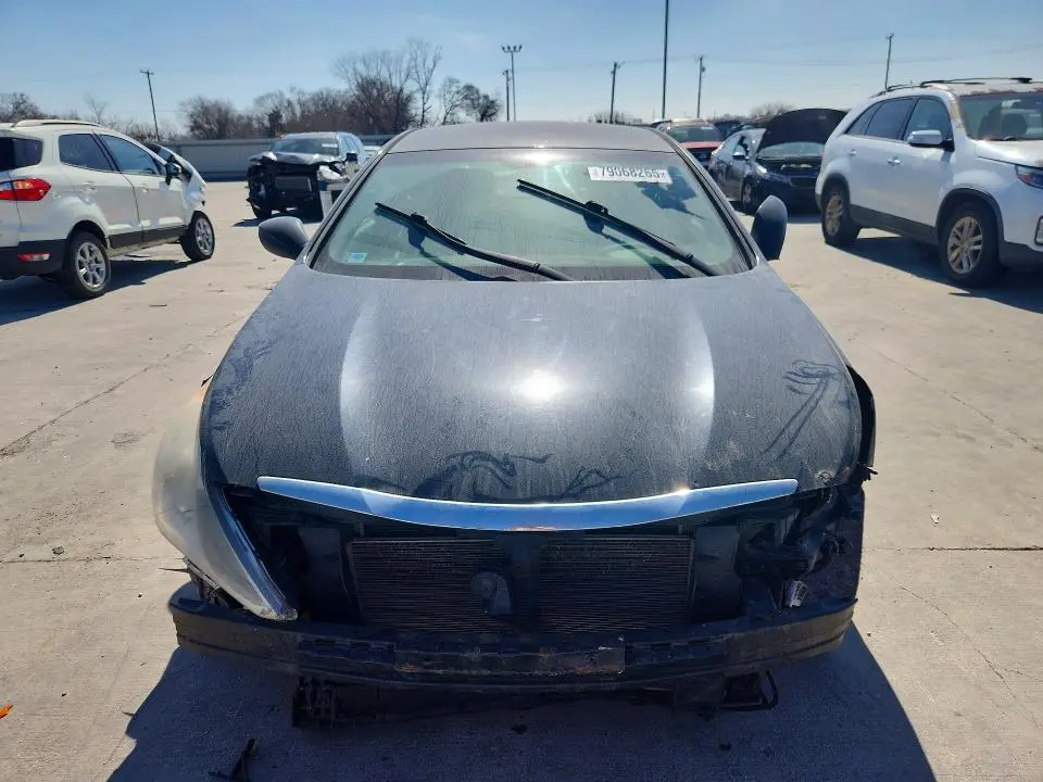 2011 HYUNDAI SONATA GLS  