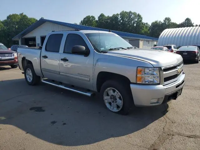 2011 CHEVROLET SILVERADO K1500 LT  
