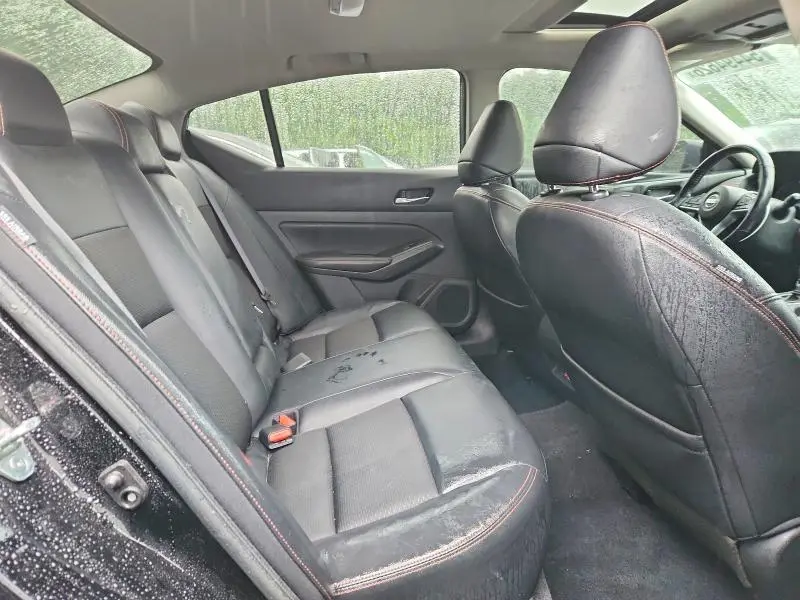 2021 NISSAN ALTIMA SR  