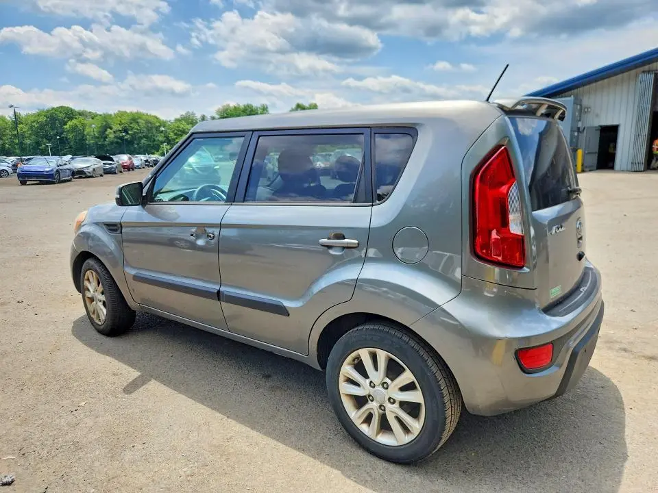 2012 KIA SOUL +  