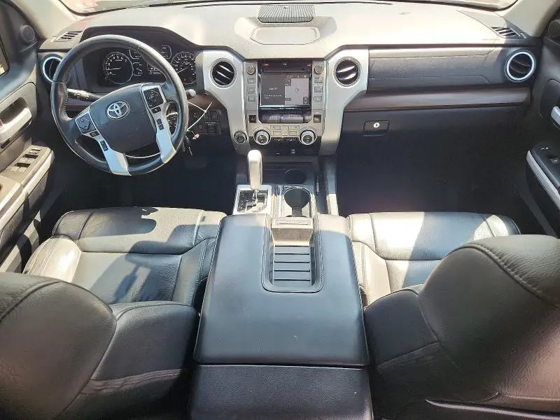 2018 TOYOTA TUNDRA CREWMAX LIMITED  
