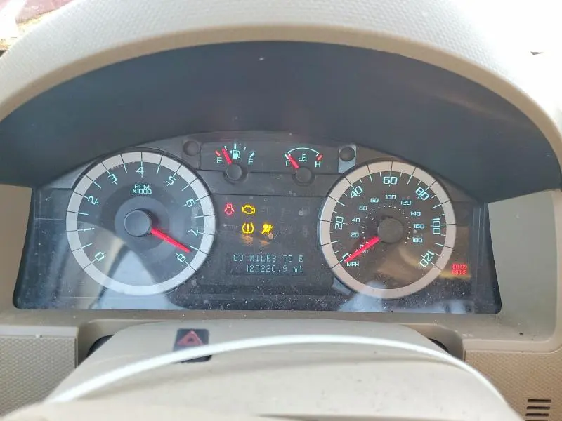 2010 FORD ESCAPE LIMITED  