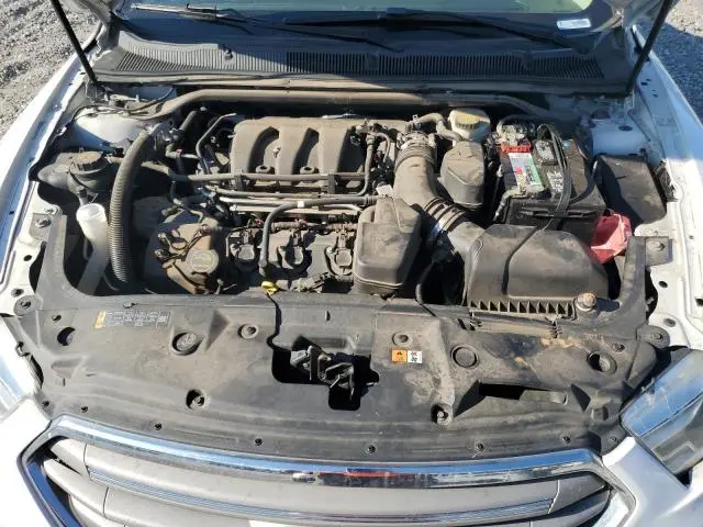 2015 FORD TAURUS SEL  