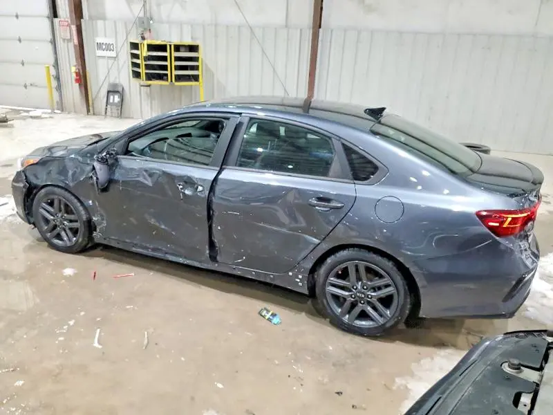 2021 KIA FORTE GT LINE  