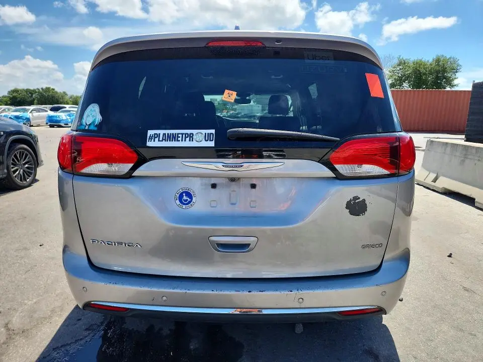2020 CHRYSLER PACIFICA TOURING L  