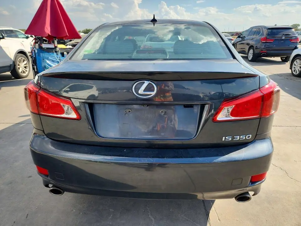 2011 LEXUS IS 350  