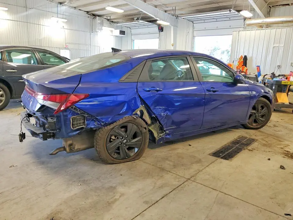 2021 HYUNDAI ELANTRA SEL  