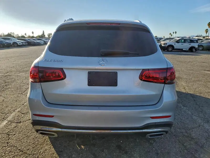 2020 MERCEDES-BENZ GLC 300  