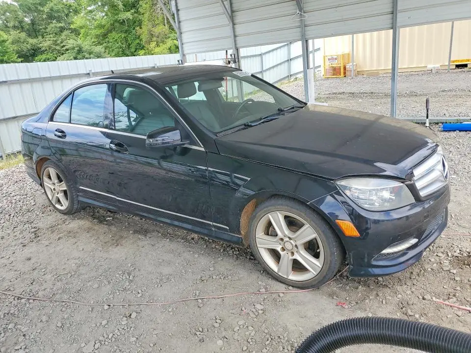 2011 MERCEDES-BENZ C 300  