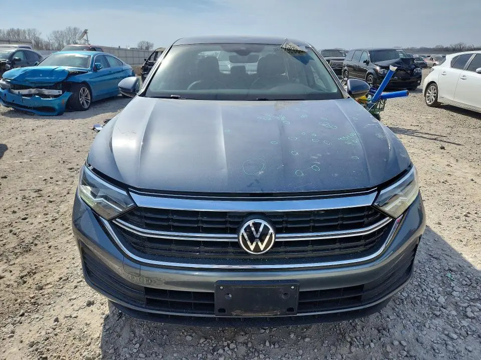 2022 VOLKSWAGEN JETTA SE  
