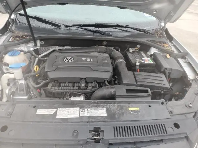 2015 VOLKSWAGEN PASSAT S  