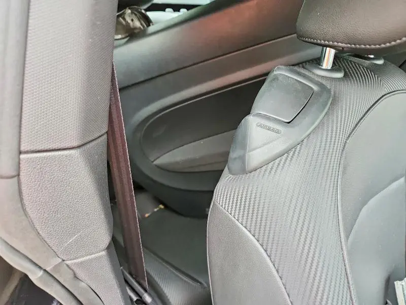 2018 VOLKSWAGEN BEETLE S  