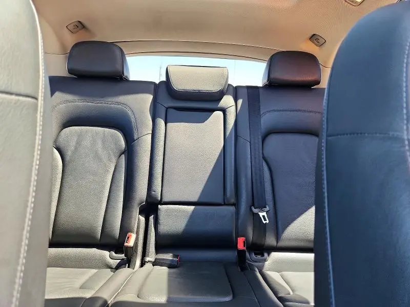 2011 AUDI Q5 PREMIUM PLUS  