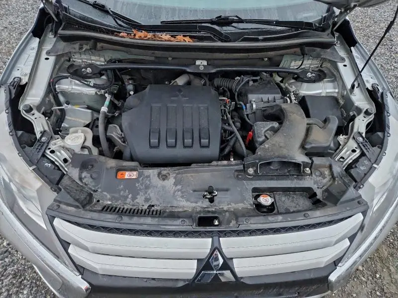 2020 MITSUBISHI ECLIPSE CROSS ES  