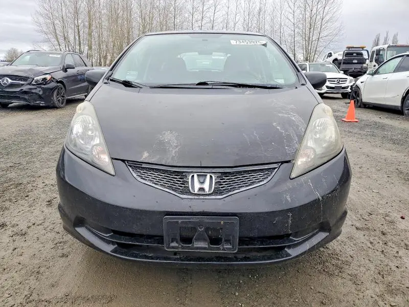 2011 HONDA FIT   