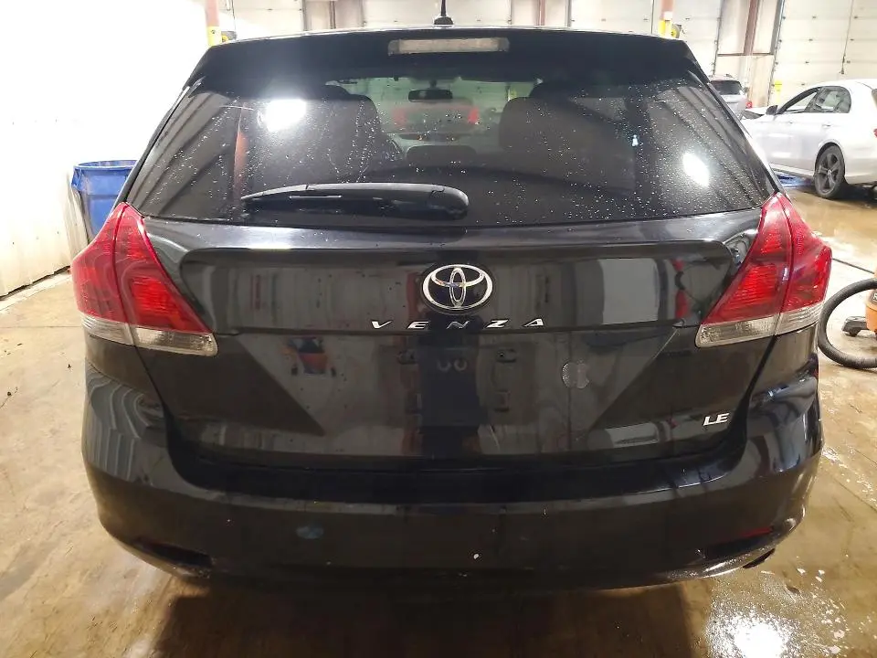 2013 TOYOTA VENZA LE  