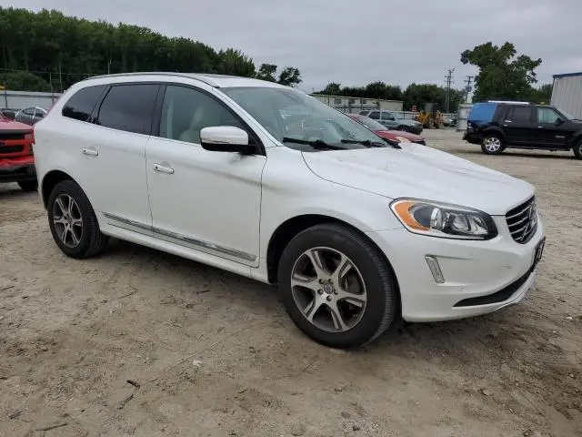 2015 VOLVO XC60 T6 PREMIER  