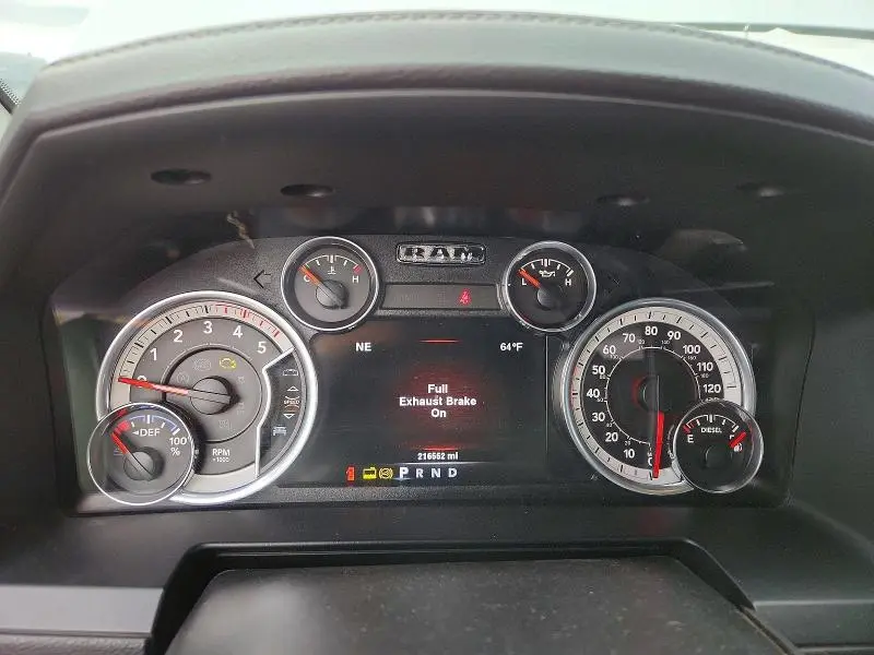2014 RAM 3500 LARAMIE  