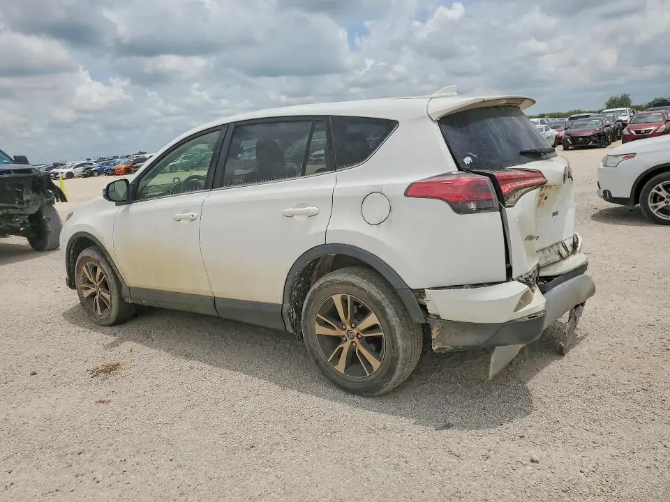 2017 TOYOTA RAV4 XLE  