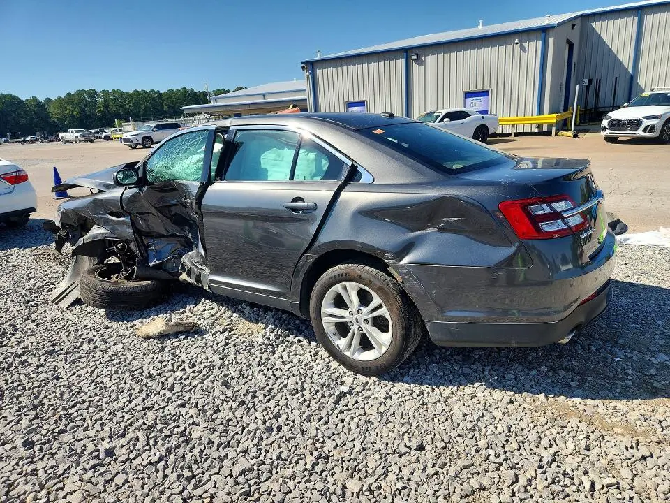 2016 FORD TAURUS SEL  