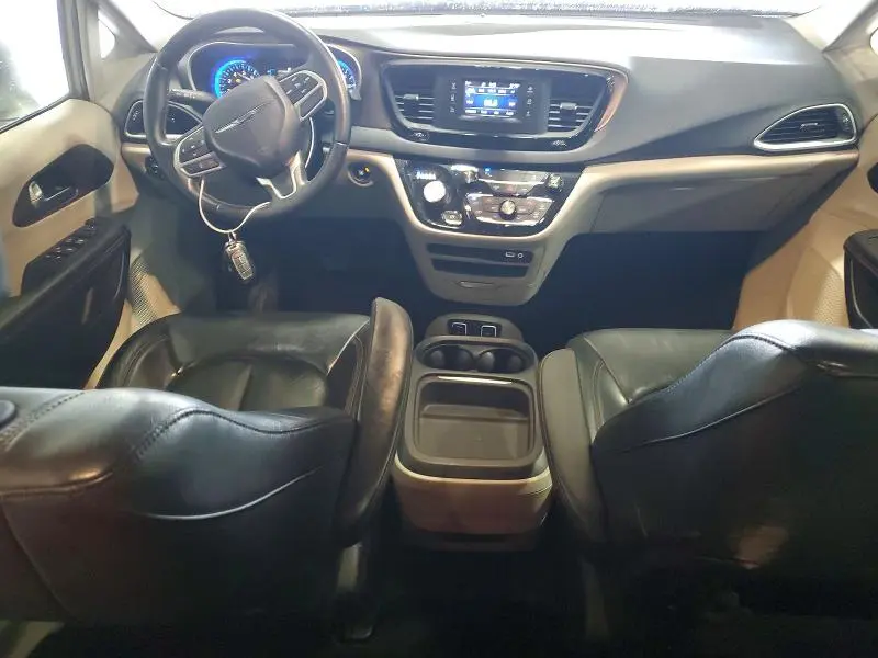 2017 CHRYSLER PACIFICA TOURING L  