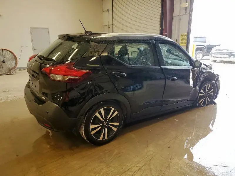 2020 NISSAN KICKS SV  