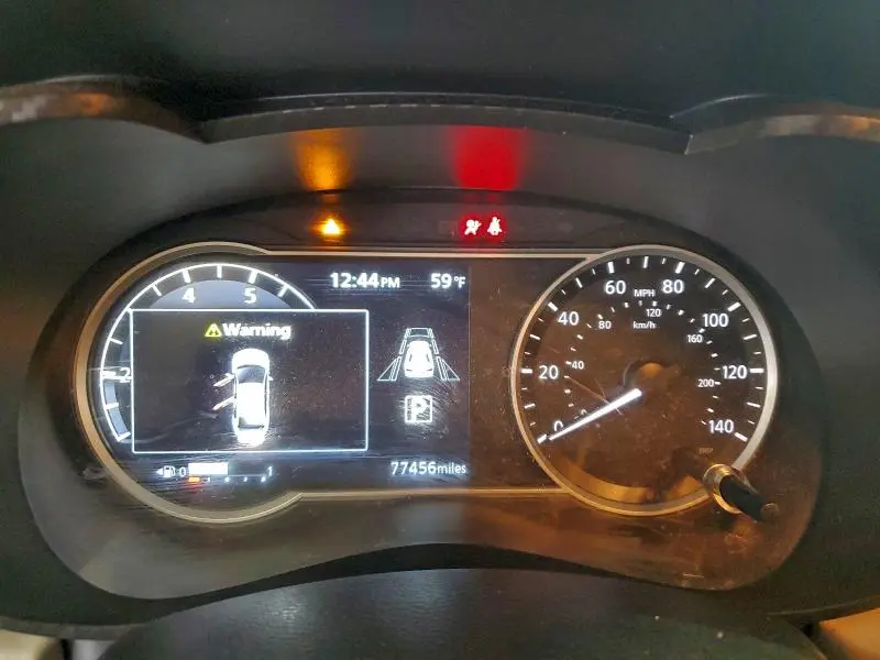 2020 NISSAN VERSA SV  